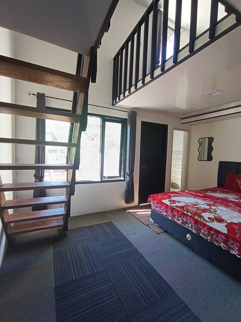 Deluxe Triple Room, Balcony, Hill View | WiFi (free)