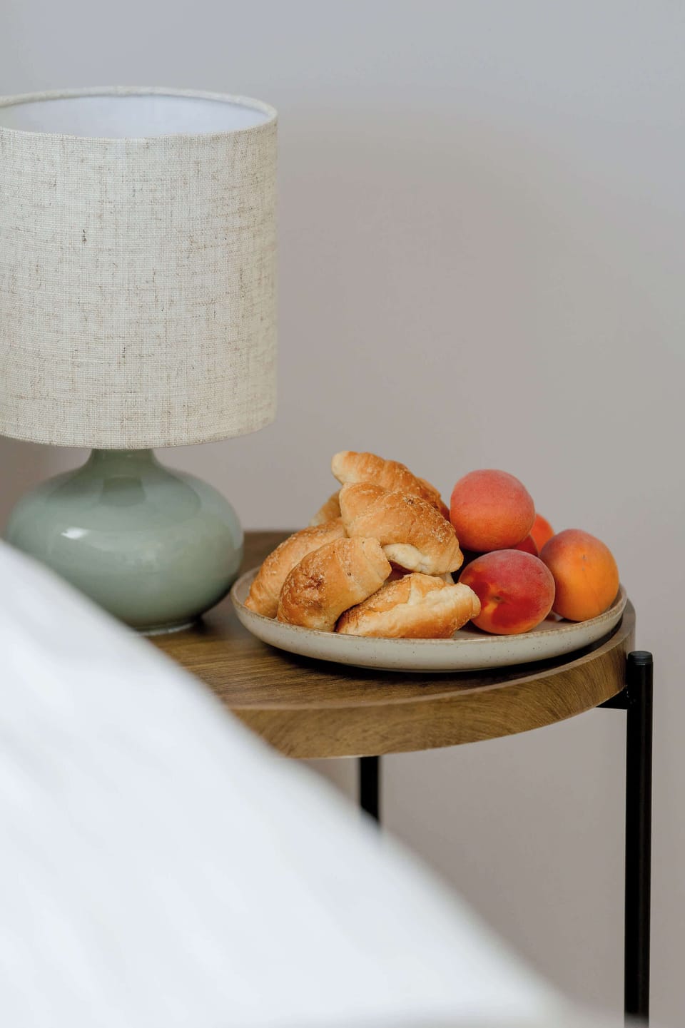 Welcome treat with fresh fruit for a pleasant stay.