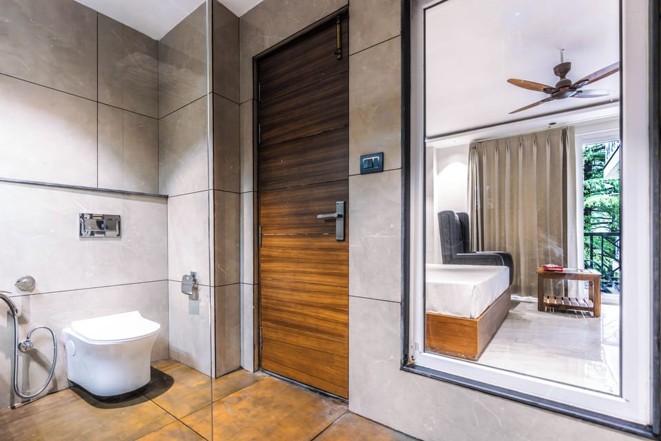 Deluxe Room With Balcony | Bathroom