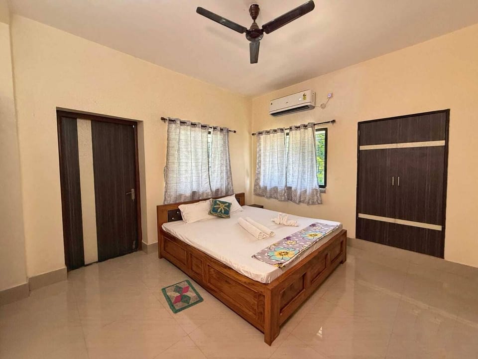Deluxe Double Room, Balcony, Garden View | WiFi (free)