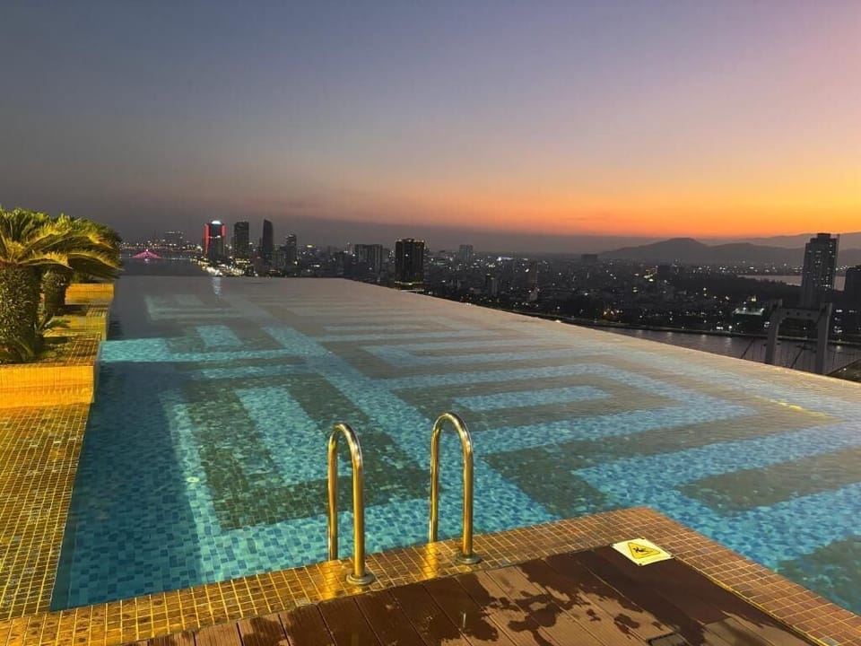 Deluxe Apartment, Balcony, City View | Pool | Outdoor pool