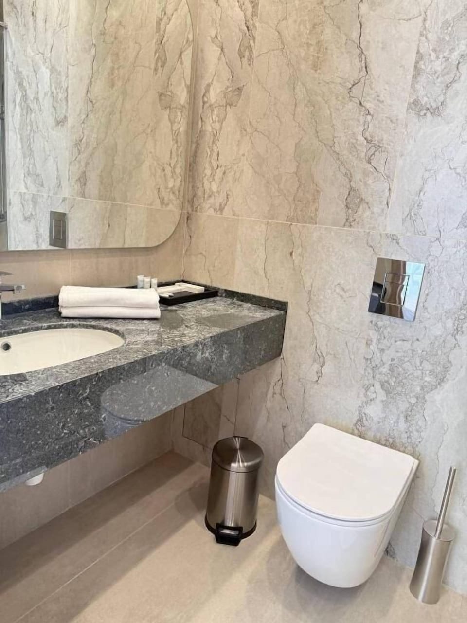Superior Double Room, City View | Bathroom | Shower, hair dryer, slippers, towels