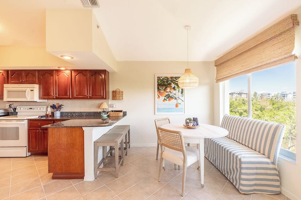 The Kitchen and Breakfast Nook share a stunning waterfront view of the Preserve.
