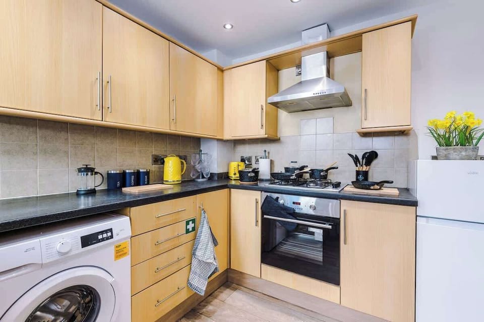 Fully Equipped Kitchen (Basic Essentials, including Pans, Plates etc for all guests)
Fridge Freezer as shown, Washing Machine, Electric Oven/Gas Hob.....