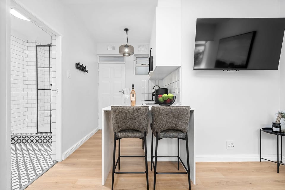 Apartment (0 Bedroom) | Interior