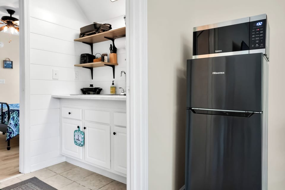 House (1 Bedroom) | Interior