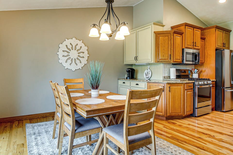 House (3 Bedrooms) | Interior
