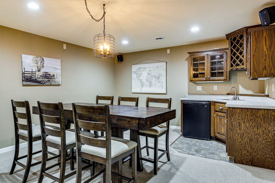 House (3 Bedrooms) | Interior
