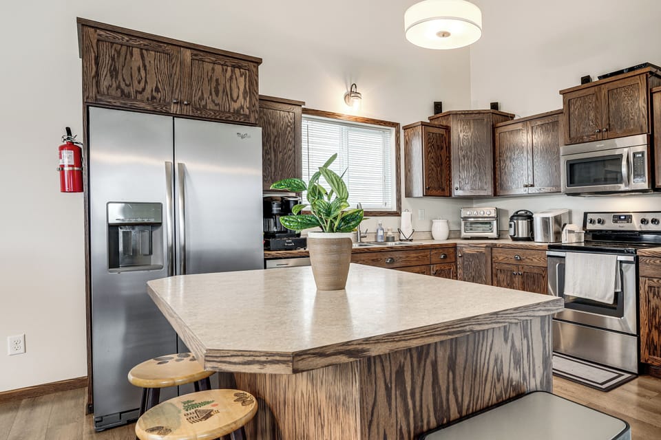 House (3 Bedrooms) | Interior