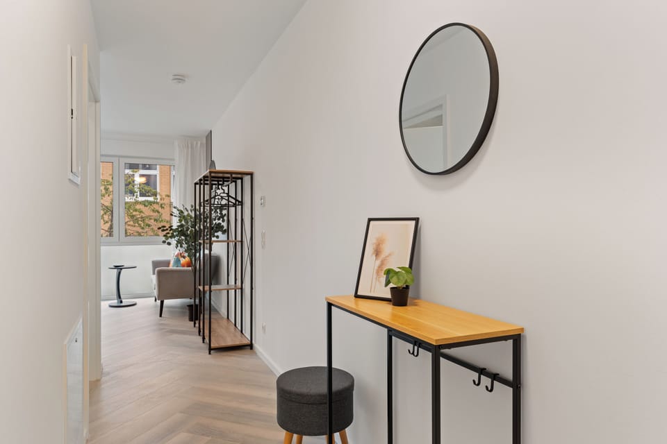 Comfort Apartment, 1 King Bed, Kitchen | Interior