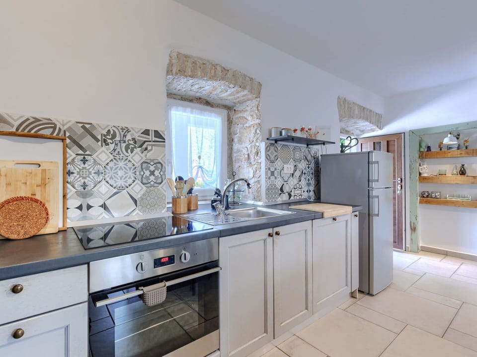 Furniture, Outdoor Furniture, Chair, Shade, Outdoor Table, Houseplant, Patio, Yard, Design, Balcony