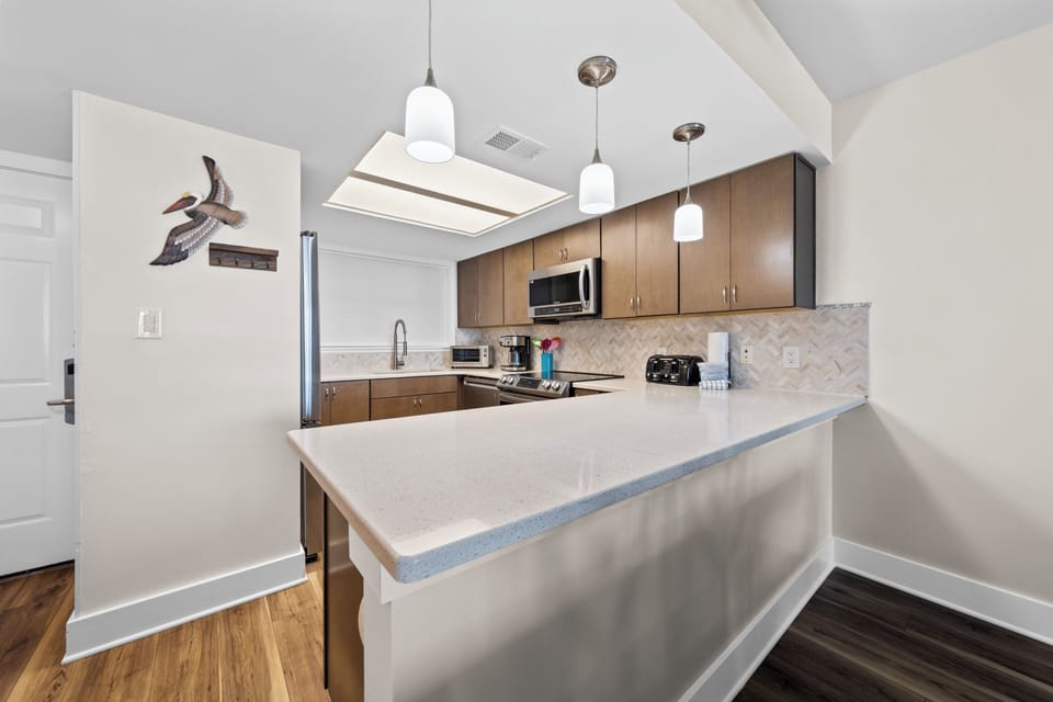 Full kitchen