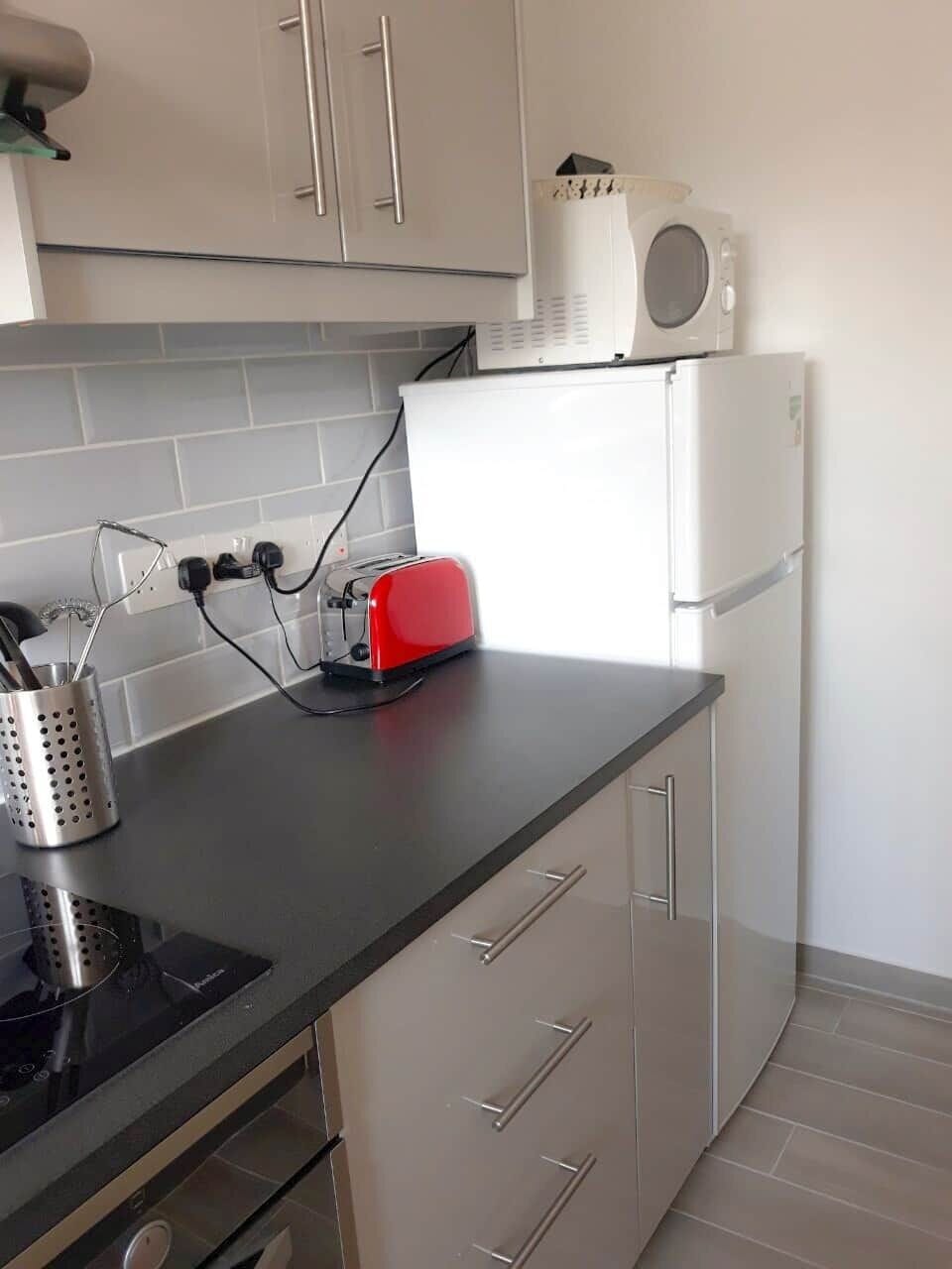 Fully fitted kitchen