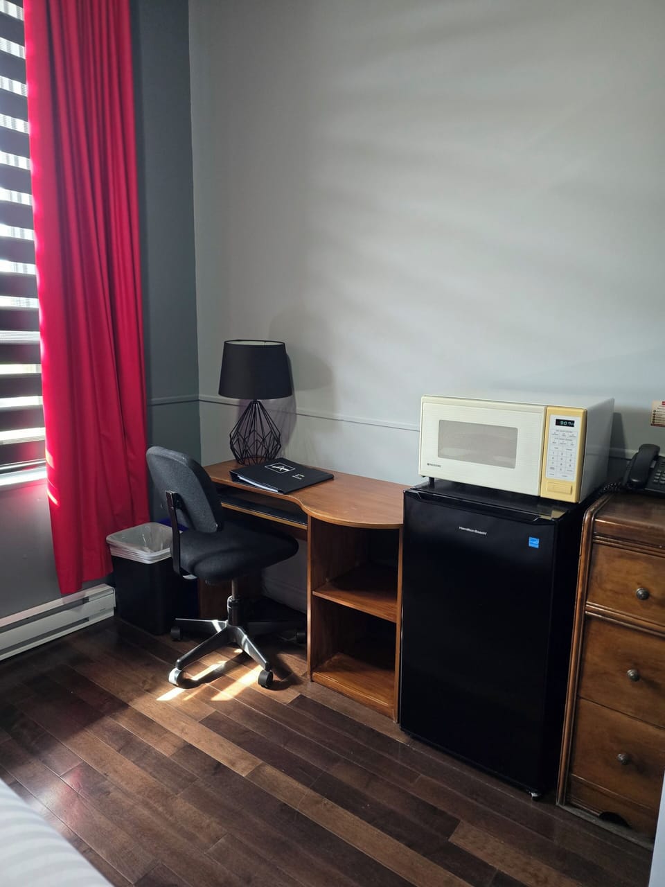 Standard Double Room | Blackout drapes, iron/ironing board, WiFi (free)