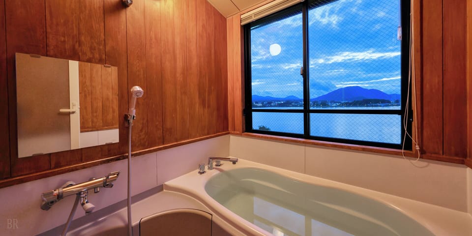 Japanese-style Room | In-room safe, free WiFi, bed sheets