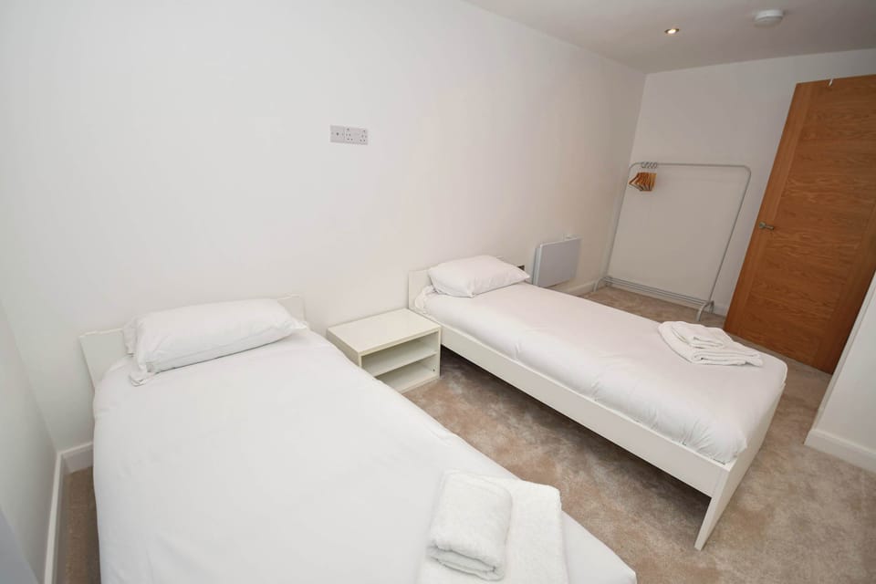 Twin Bedroom