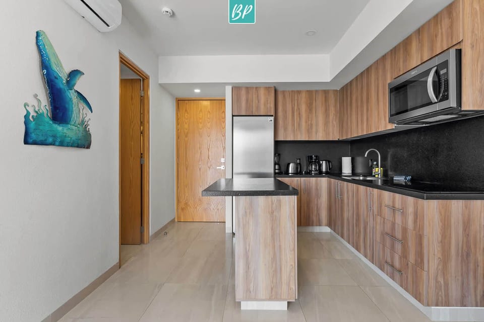 Fully Equipped Kitchenette