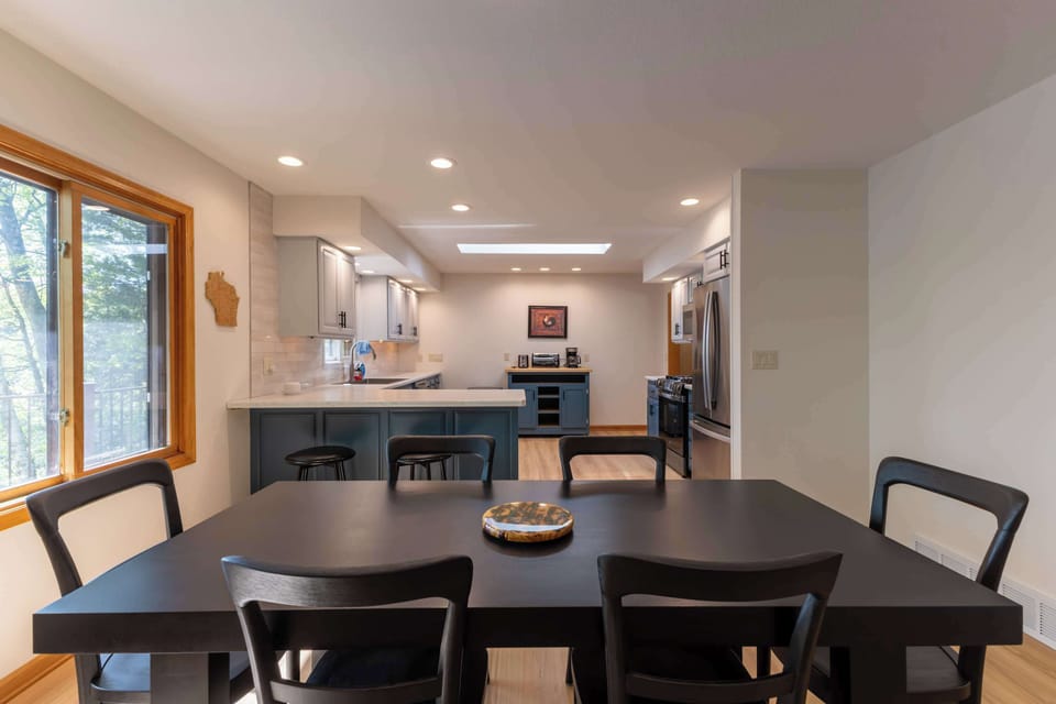 Dining table with seating for 6