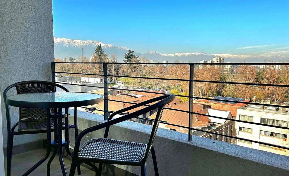 Studio | Outdoor dining