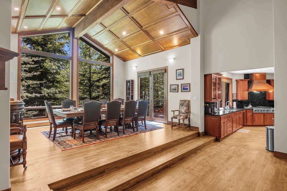 Dining area: Large dining table with seating for 12 guests
