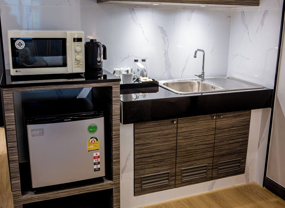 In-room safe, desk, laptop workspace, WiFi (free)
