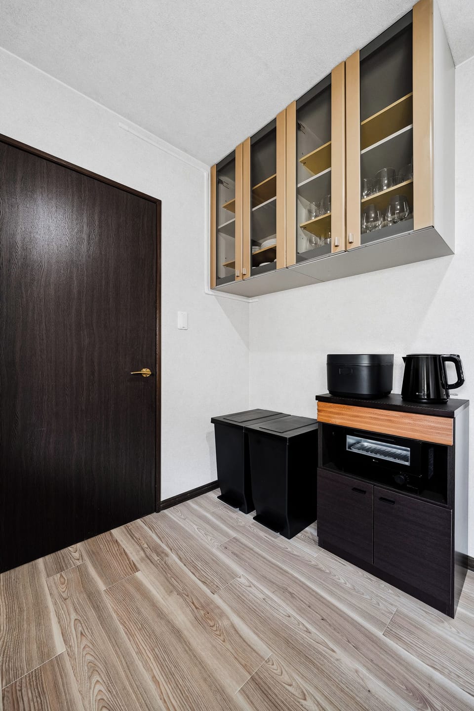 Apartment | Private kitchen | Fridge, microwave, stovetop, toaster