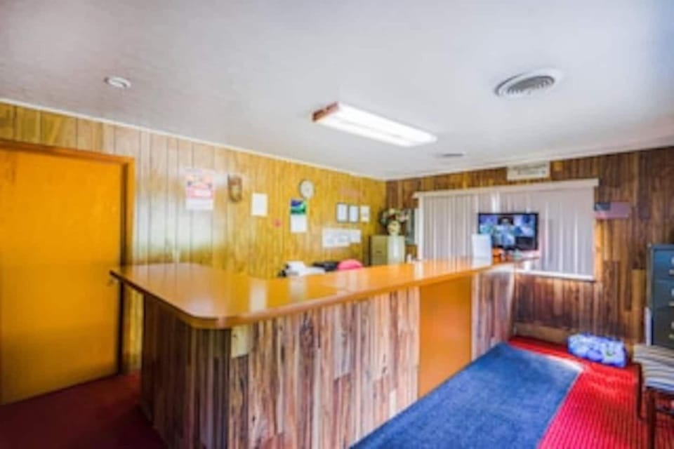 Entrance / Reception