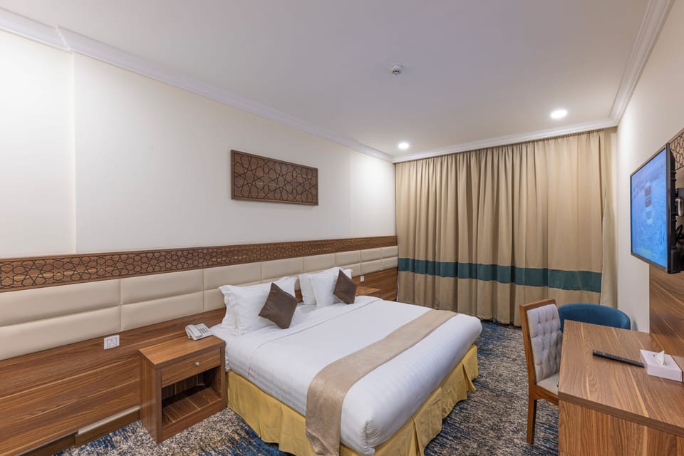 Deluxe Double Room | In-room safe, blackout drapes, iron/ironing board (on request)