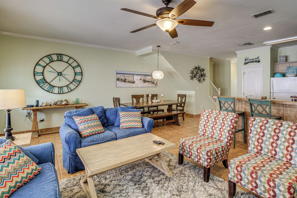 Living Room | Smart TV | 1st Floor