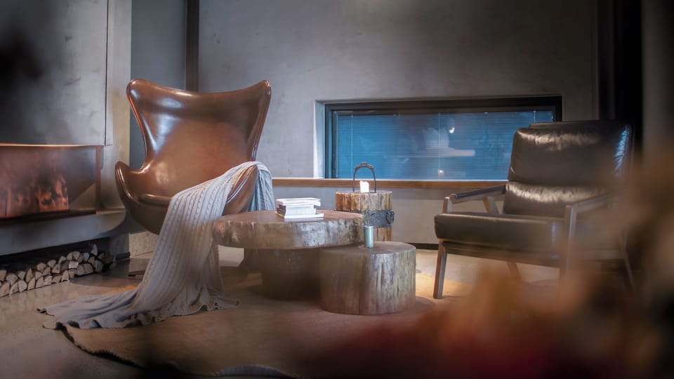 Premium bedding, down comforters, memory foam beds, minibar (free items)