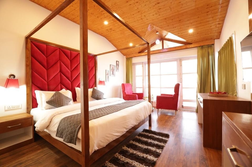 Luxury Double Room, Balcony, Valley View | WiFi (free)
