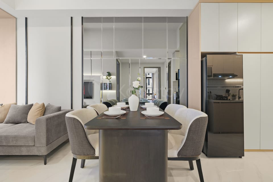 Apartment, 2 Bedrooms, City View | Dining room