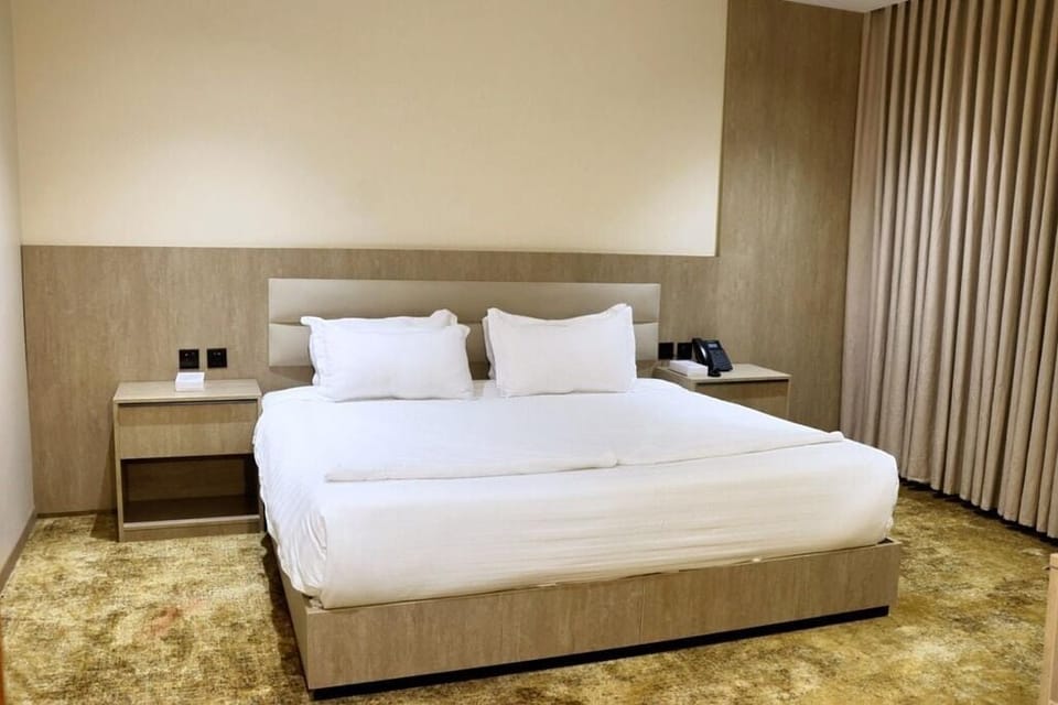 Double Room | Desk, WiFi (free)