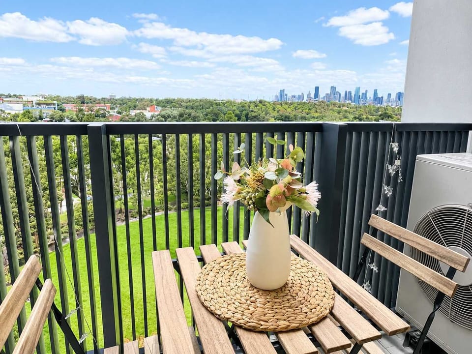 Balcony with Park view