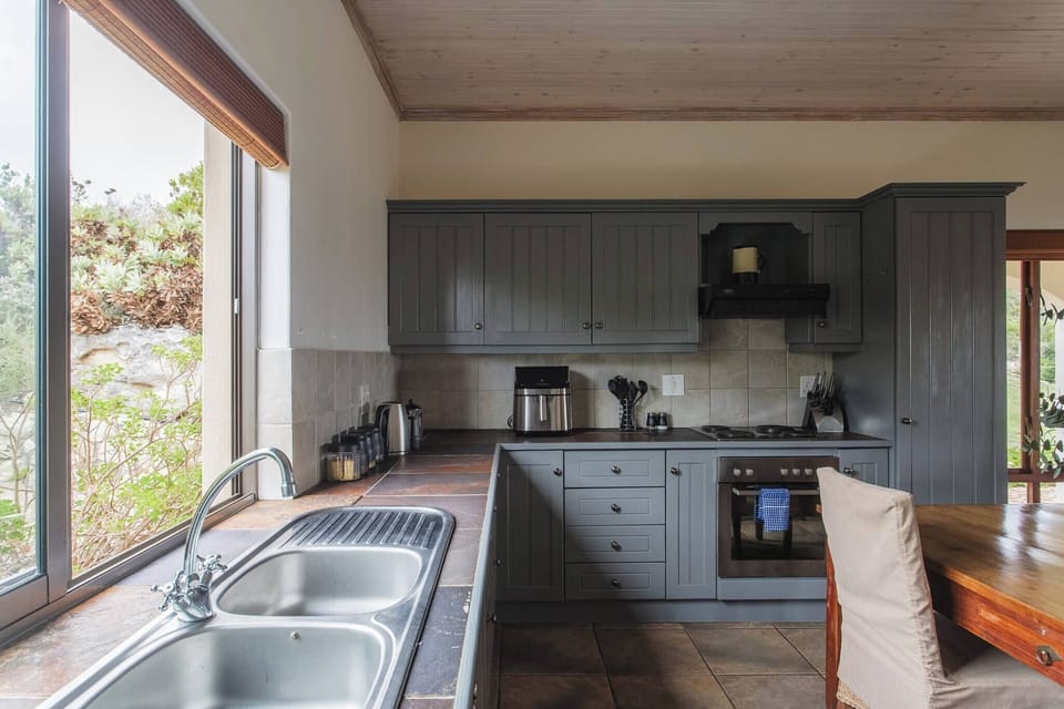 Villa, 2 Bedrooms, Accessible, Patio | Interior