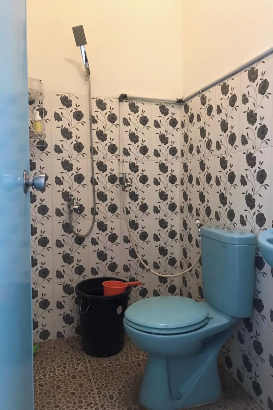 Standard Double Room | Bathroom | Shower
