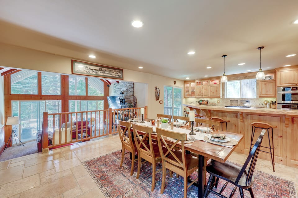 House (4 Bedrooms) | Interior