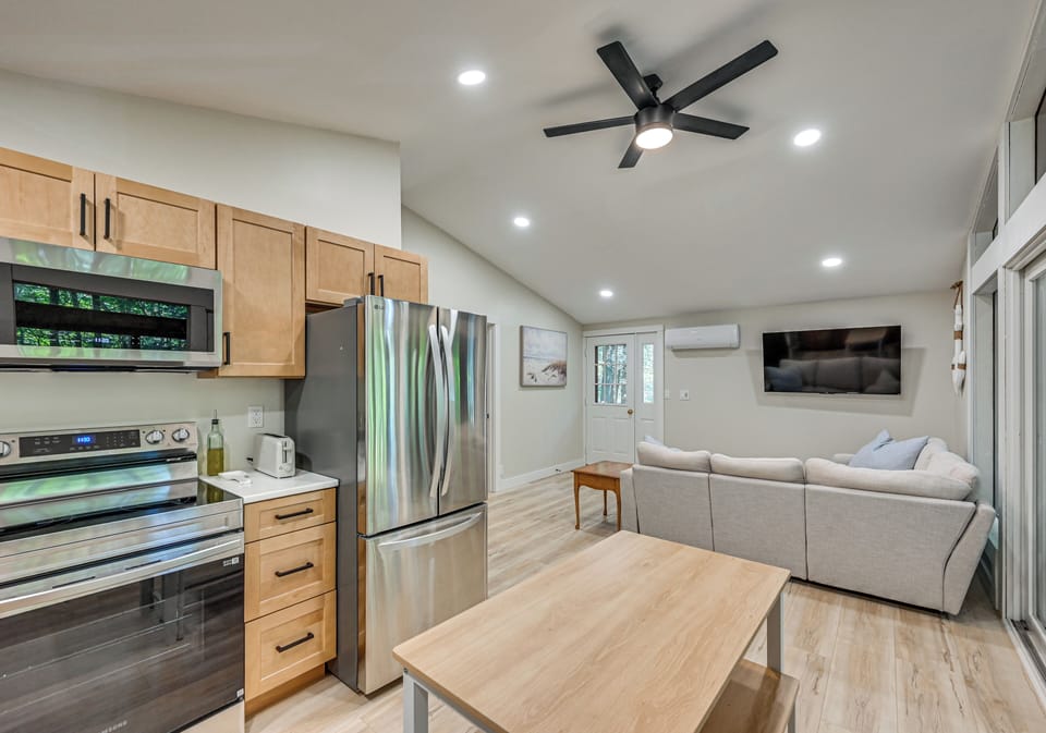 House (2 Bedrooms) | Interior