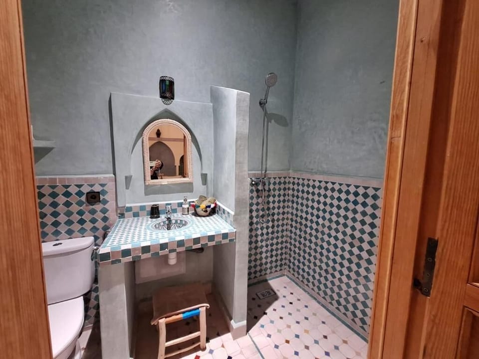 FES | Bathroom