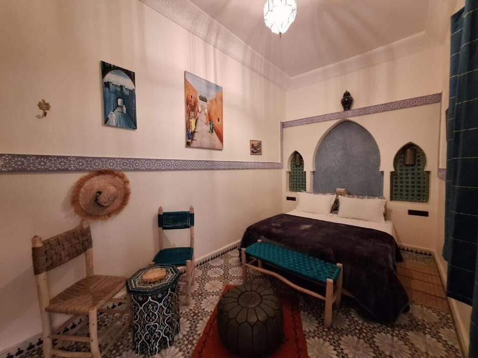 FES | In-room safe, WiFi (free)