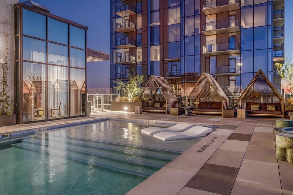 Luxury rooftop amenities
