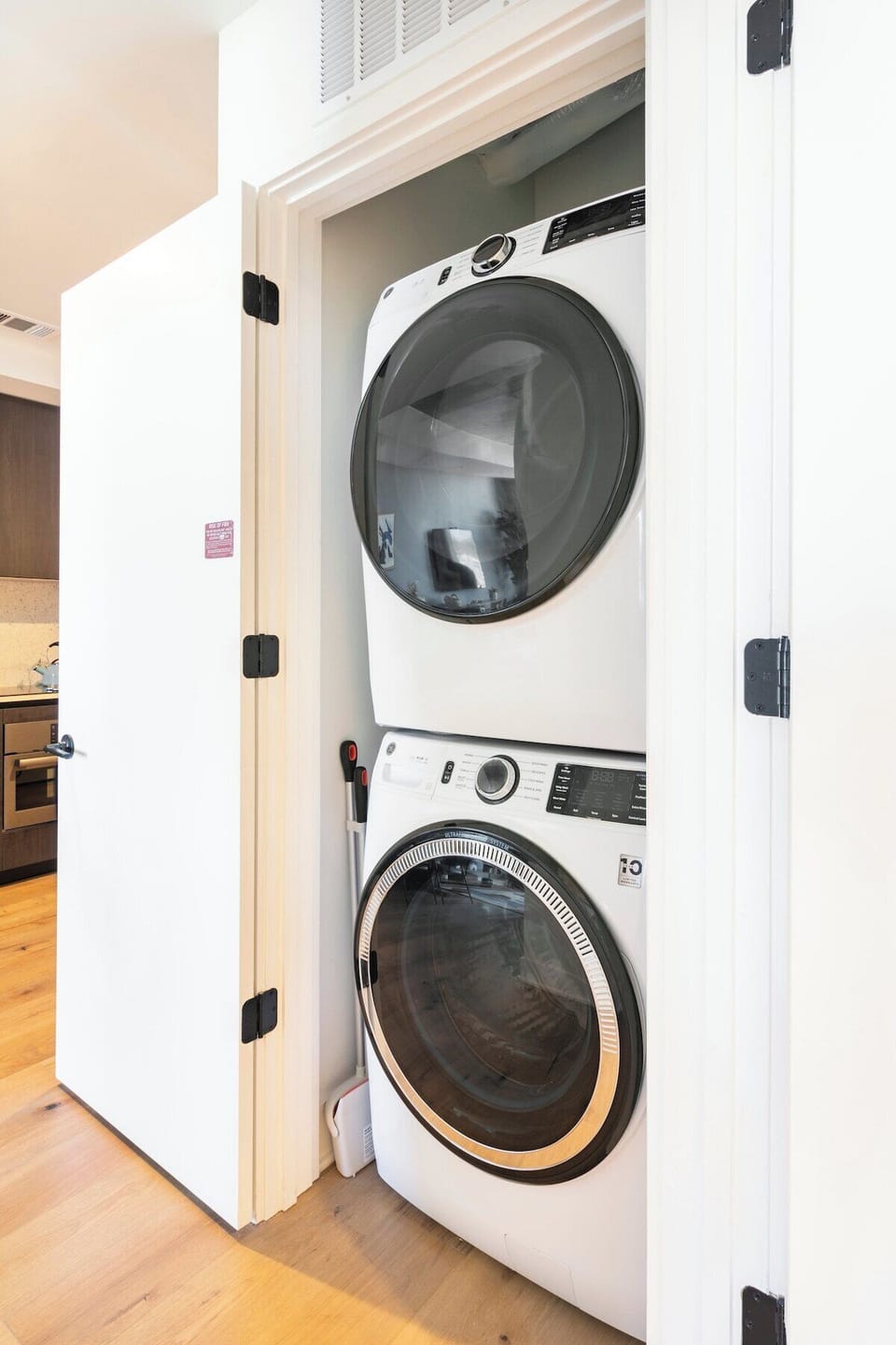 Full Washer & Dryer in unit (starter supply of washer pods, dryer sheets, and wool dryer balls) for your convenience.