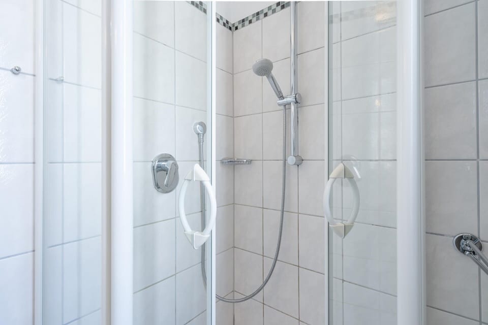 Ostseeurlaub zu Zweit - Ferienwohnung in Sellin mit Balkon Apartment in Sellin