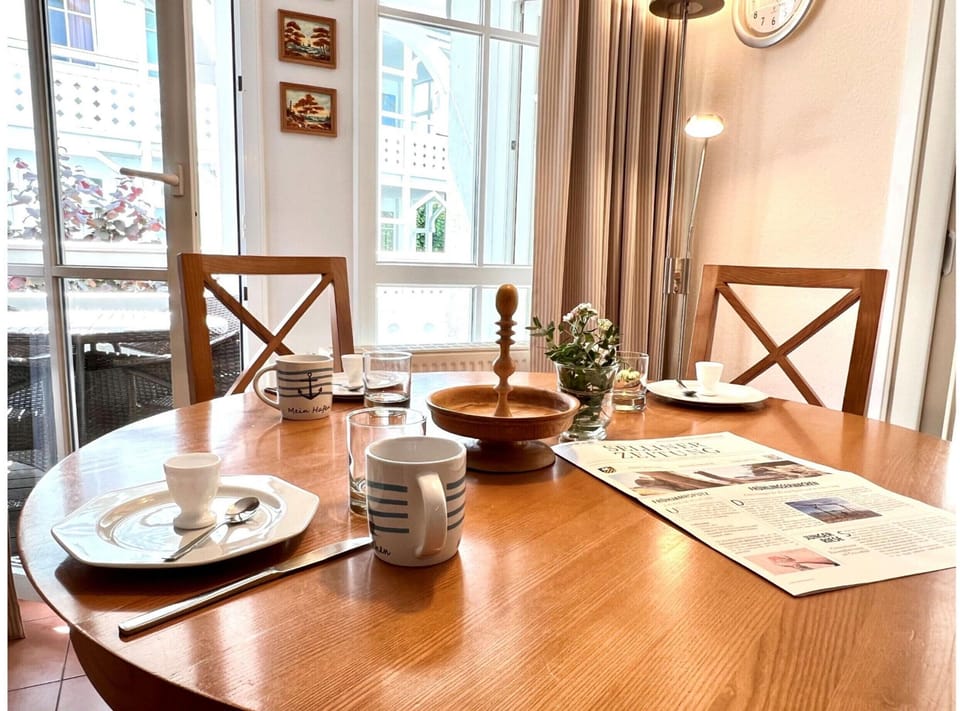 Apartment | Dining