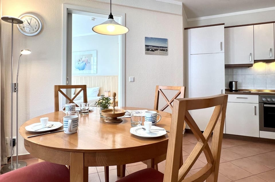 Apartment | Dining