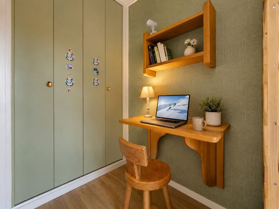 Comfort Apartment, Balcony, Mountain View | Interior