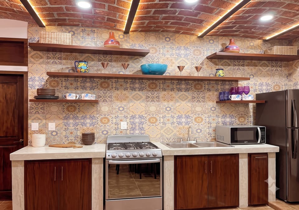 Chalet | Private kitchen | Coffee/tea maker, fridge, microwave, oven