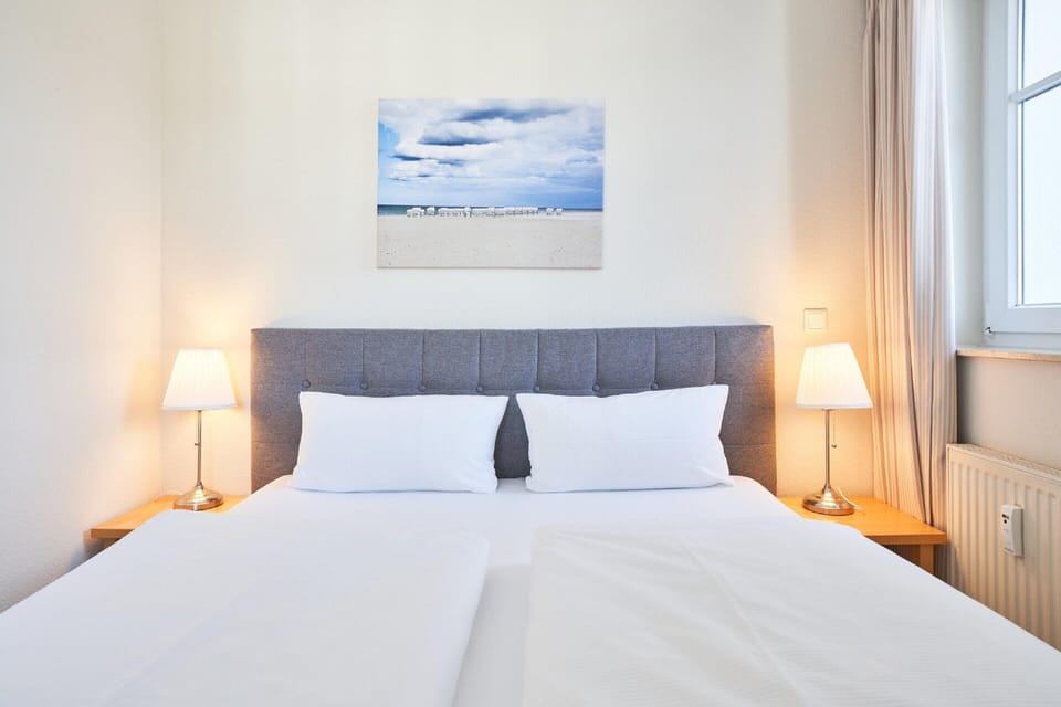 Stylische Ferienwohnung mit Balkon und Wlan im Seepark Sellin Apartment in Sellin