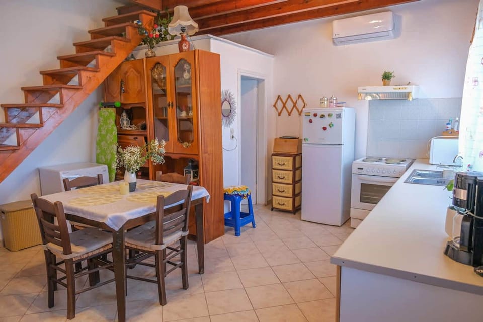 House | 1 bedroom