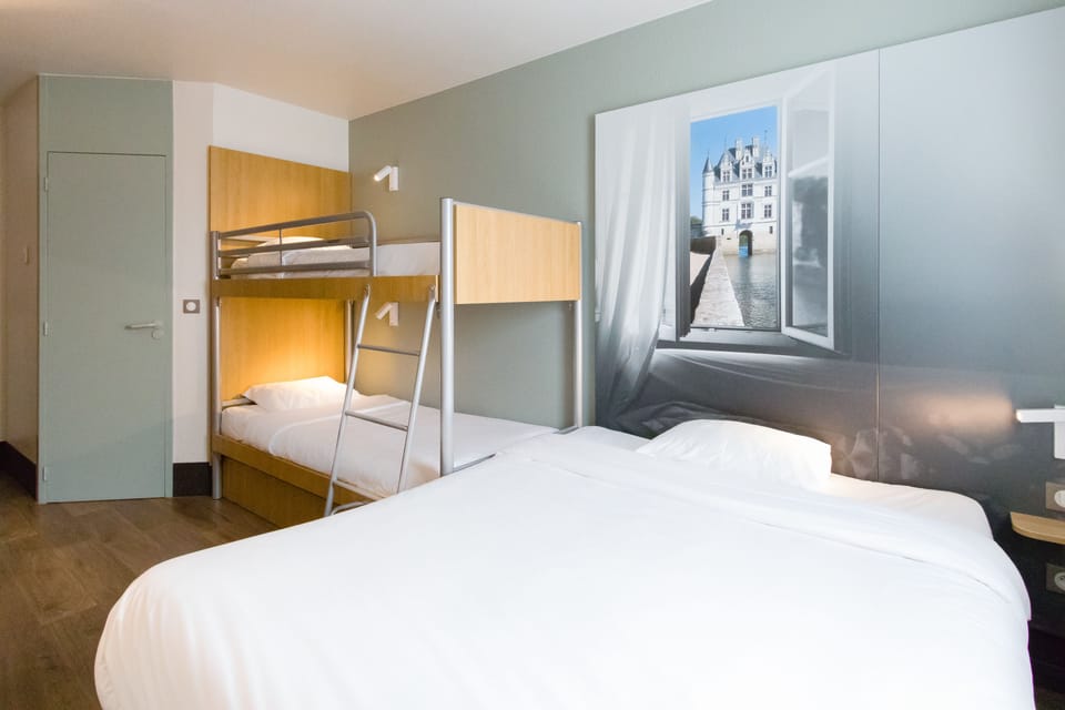 Quadruple Room, Non Smoking | Premium bedding, desk, soundproofing, free WiFi